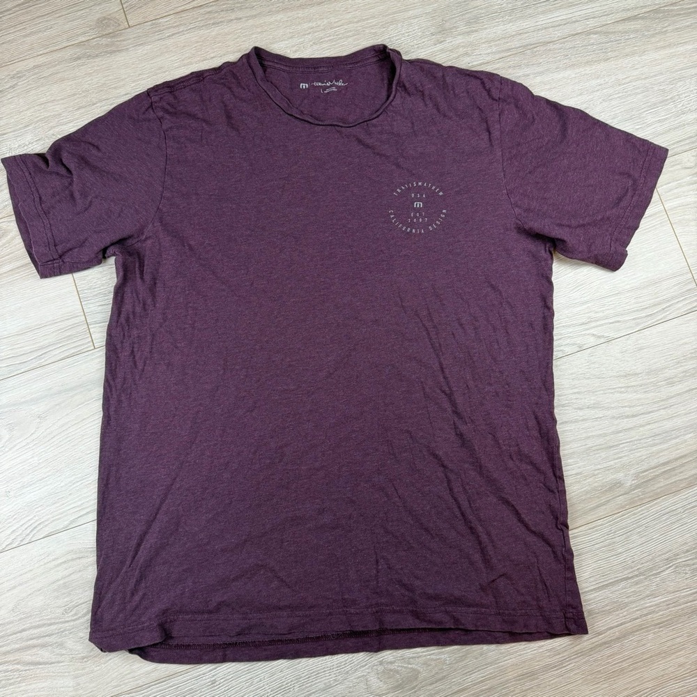 Travis Mathew Mens Burgundy‎ T-shirt Size L